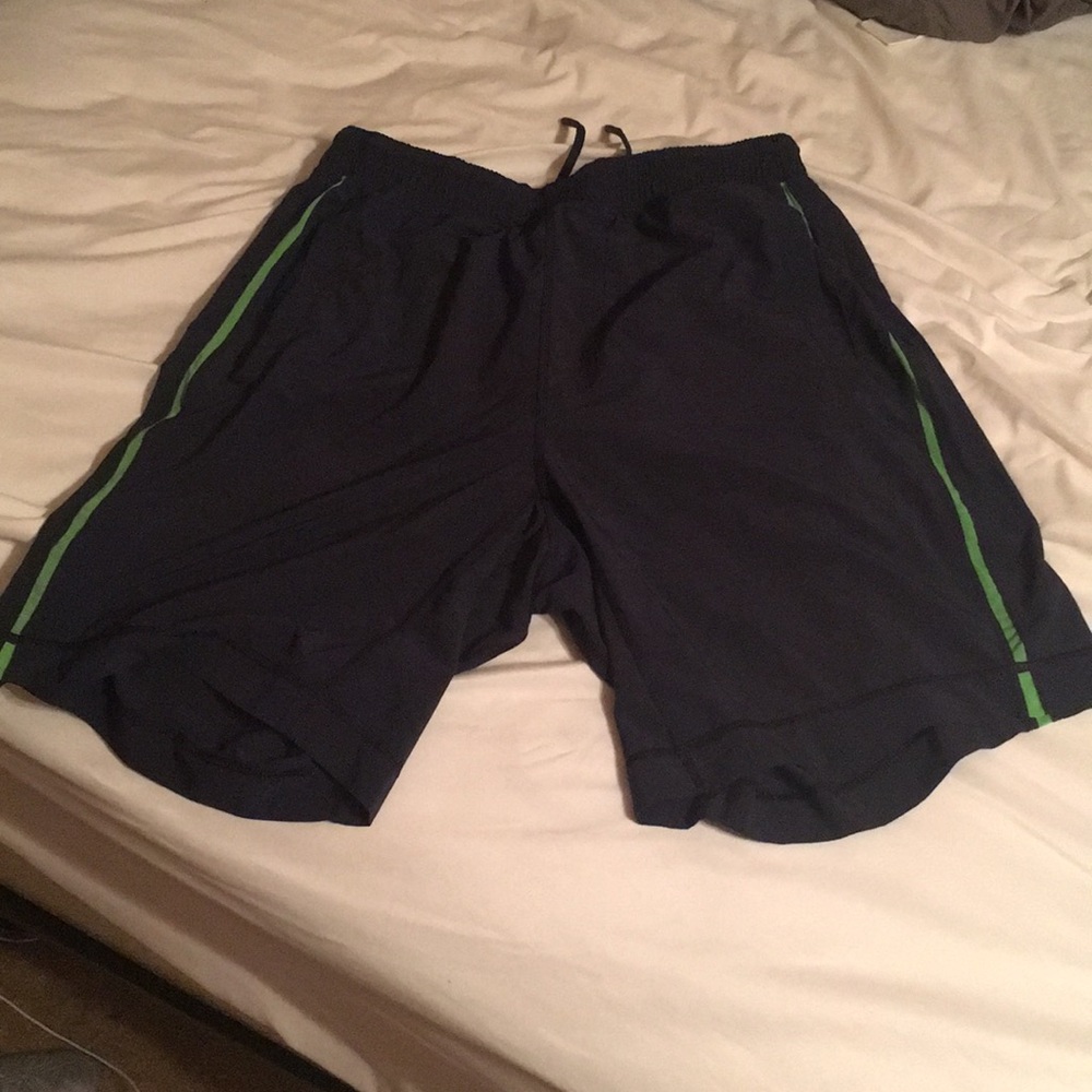Lululemon pacebreaker Shorts